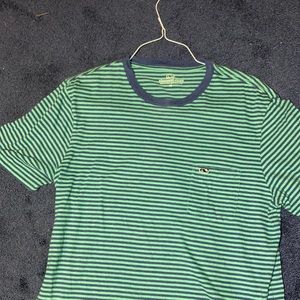 Men’s vineyard vine t-shirt